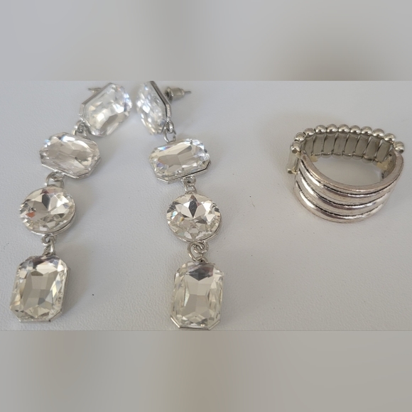 Earrings and ring set